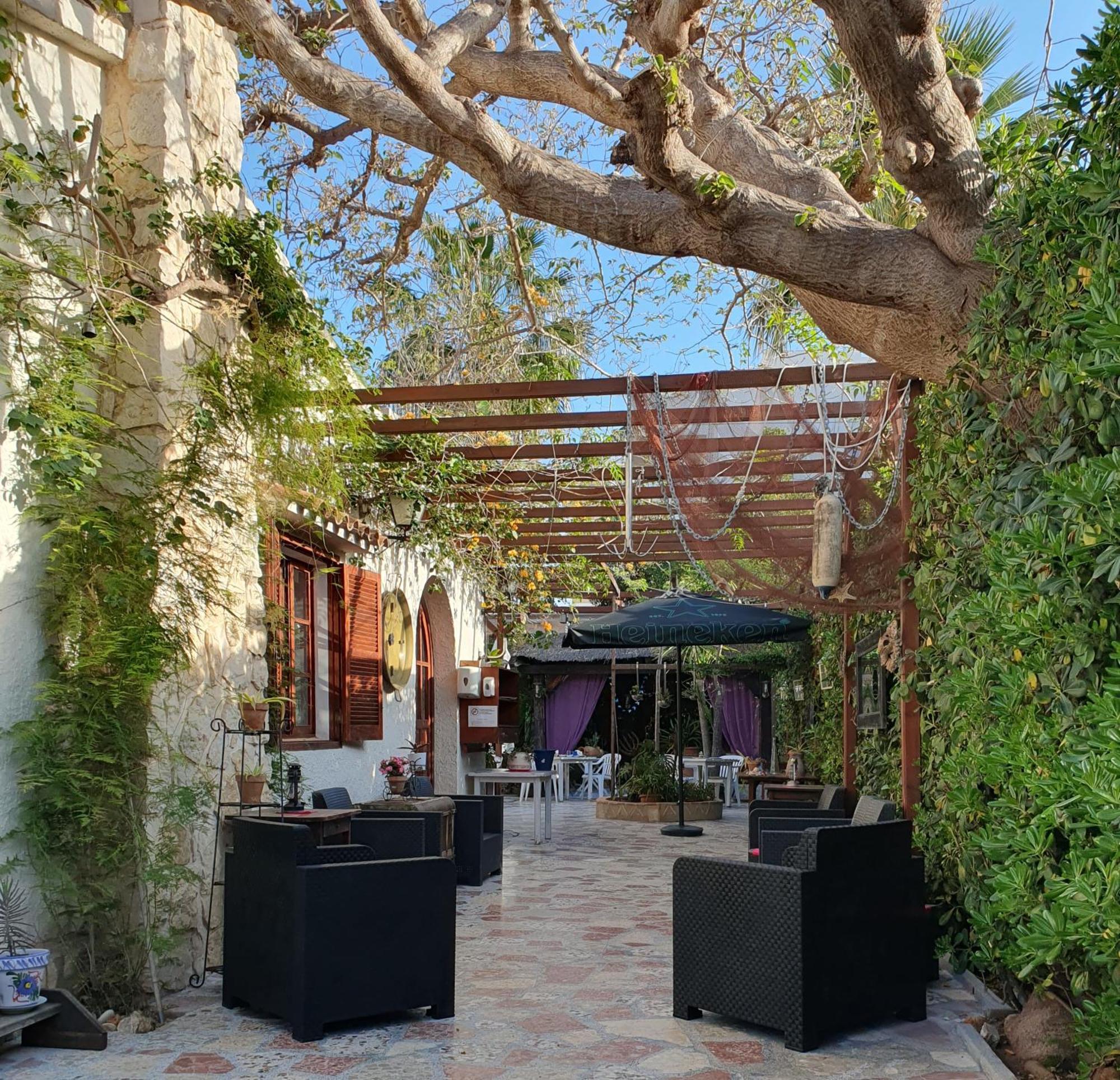 Hostal Mi Campana Denia Exterior foto