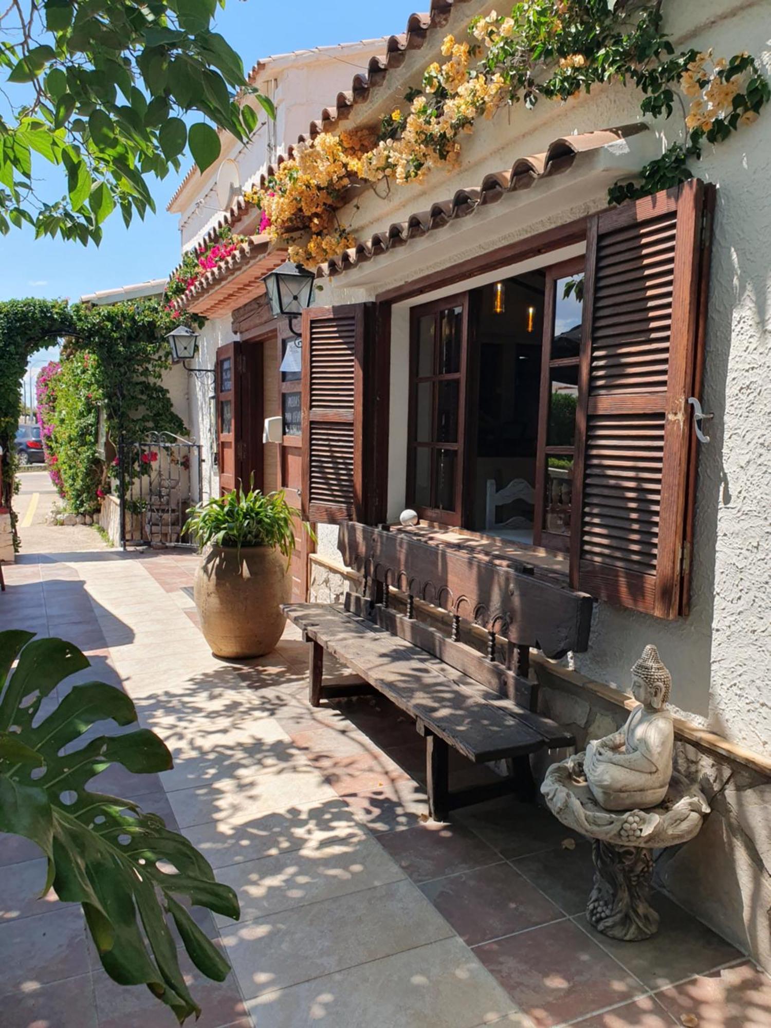 Hostal Mi Campana Denia Exterior foto